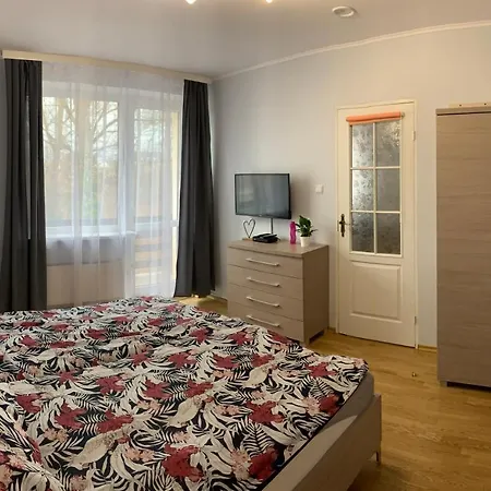 Apartamenty Pod Lwami Kudowa Zdroj Exterior photo