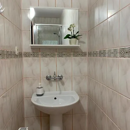 Apartamenty Pod Lwami Kudowa Zdroj Exterior photo