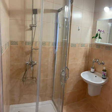 Apartamenty Pod Lwami Kudowa Zdroj Exterior photo